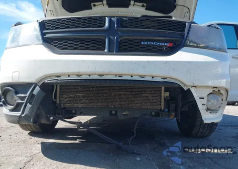 2020 Dodge Journey Crossroad z USA, uszkodzony, nr VIN 3C4PDCGB6LT248496